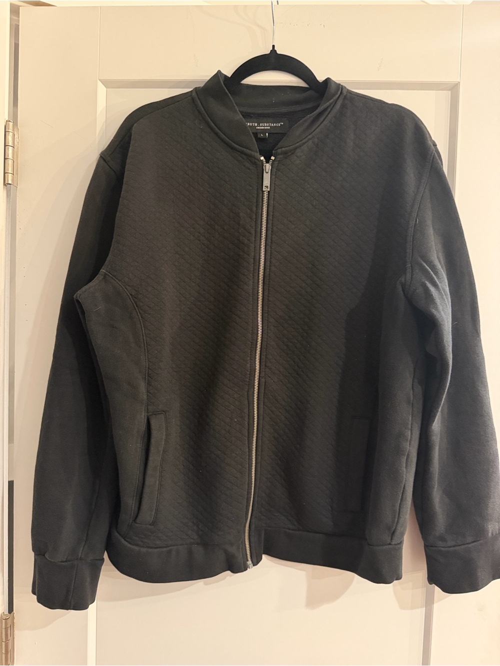 Truth and Substance Men's Black Quilted Zip Bomber Jacket